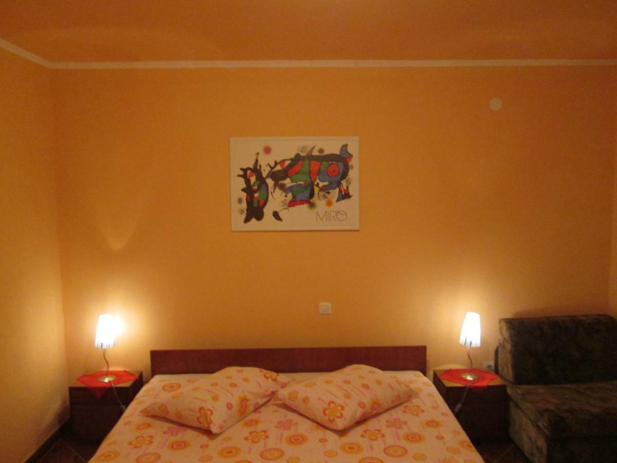 Apartman Vojskovic Gracisce ภายนอก รูปภาพ